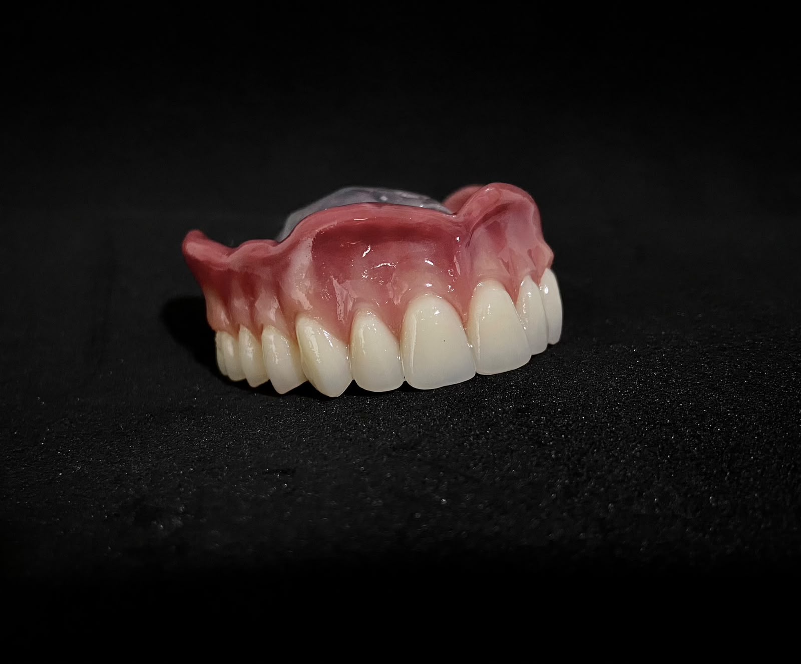 Próteses e Implantes